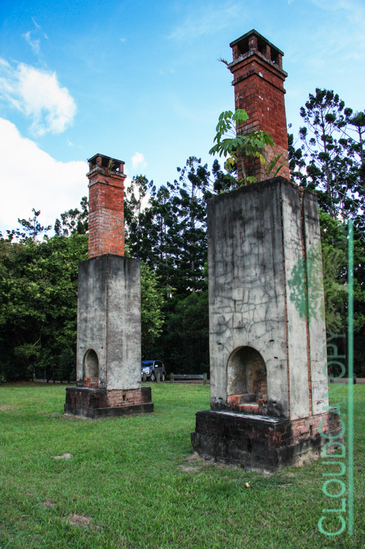 The Chimneys, Lake Tinaroo