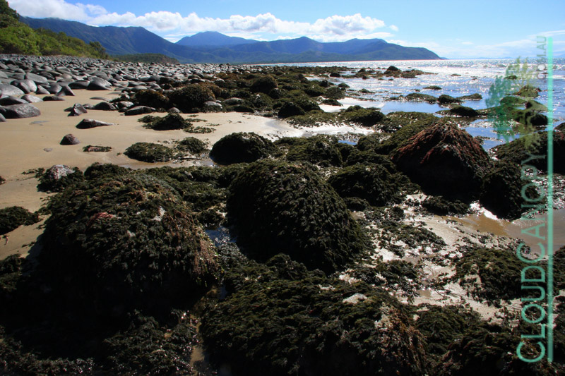 Boulder Beach, Captain Cook Highway